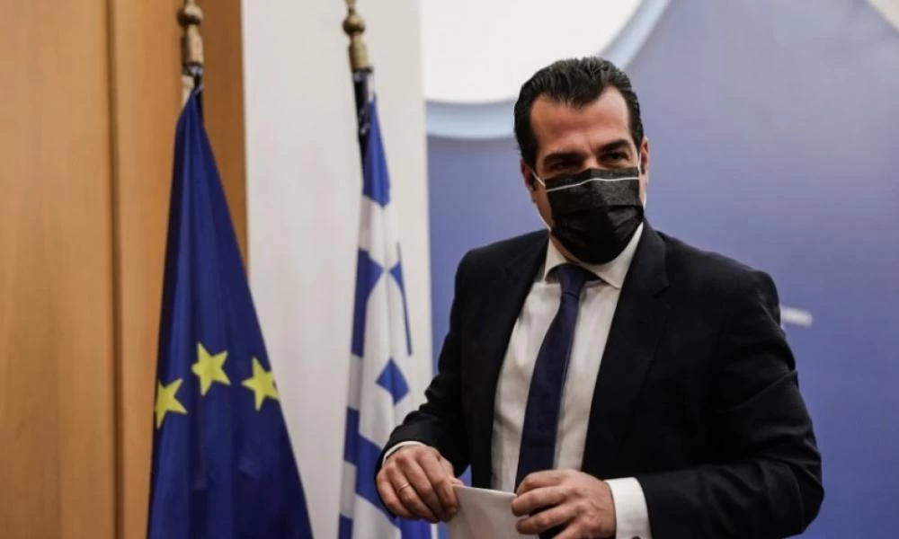 Πλεύρης: Λαϊκίζουν όσοι ζητούν μαζικά δωρεάν PCR τεστ σε ιδιωτικά διαγωνιστικά κέντρα